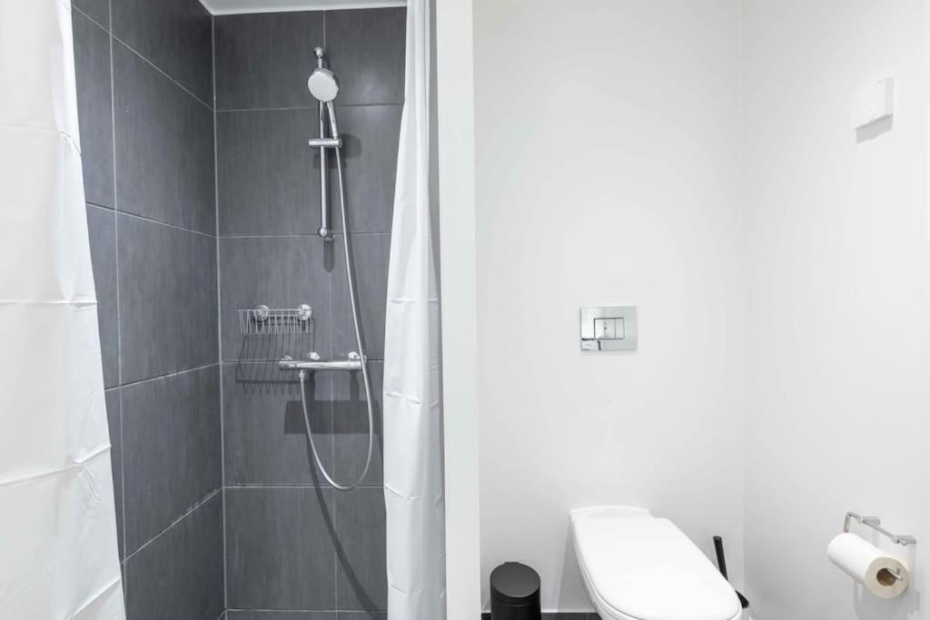 Step-Free Apartment For 8 People Near Amager Beach Copenaghen Esterno foto